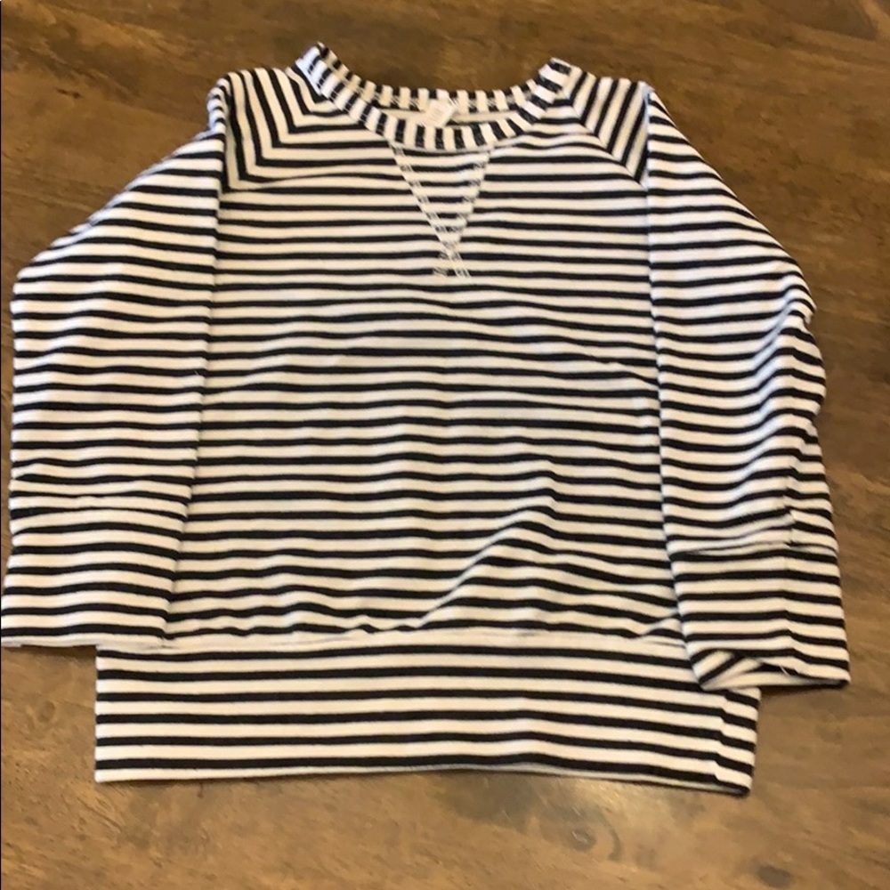 CHIlDHOODS sweatshirt size 4